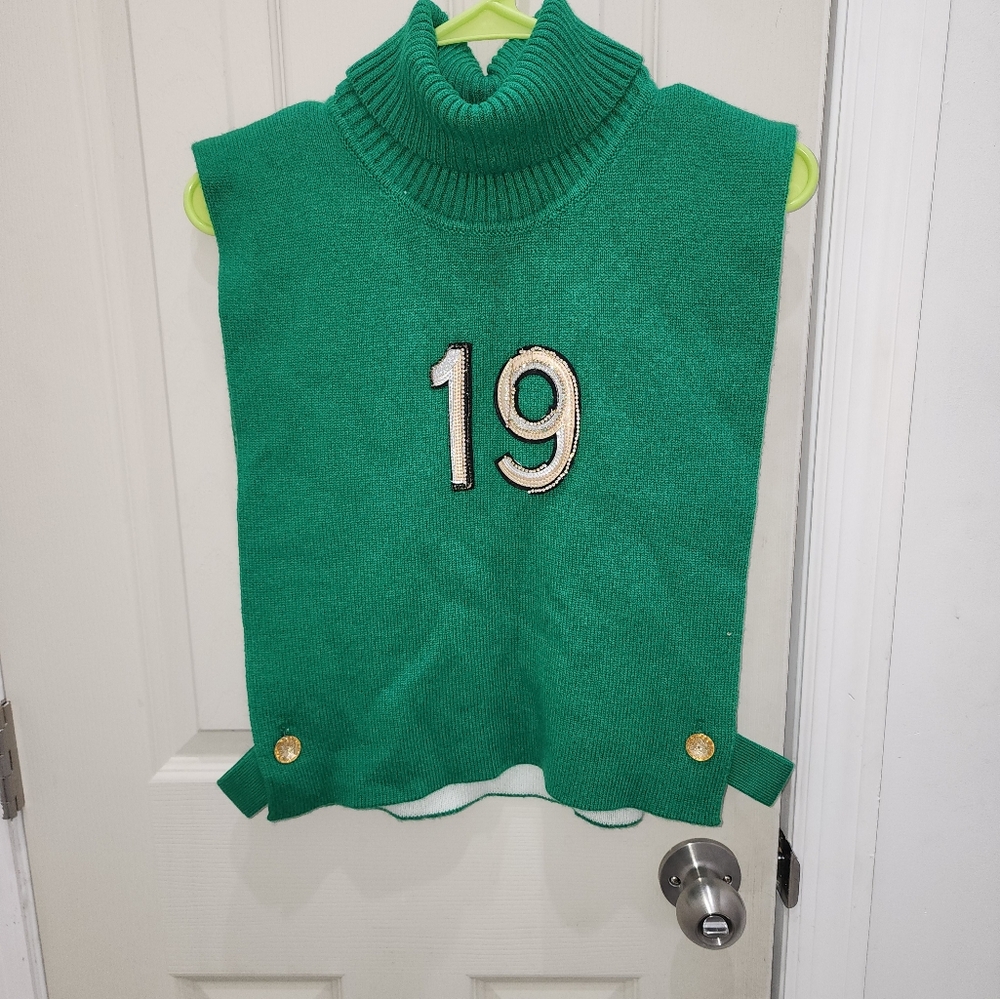 New‎ Chanel Sweater Shirt Top, size 40, Cashmere, Green.